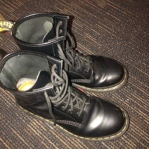 Black Dr. Marten’s Leather Boots Size 7